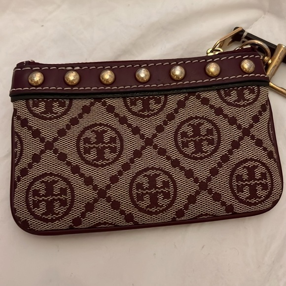 Tory Burch T Monogram Studded Card Case Key Fob - Picture 8 of 8